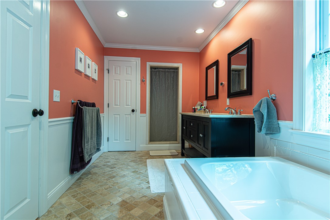 34 Washington Road Barrington, RI 02806 - Photo 39 of 44