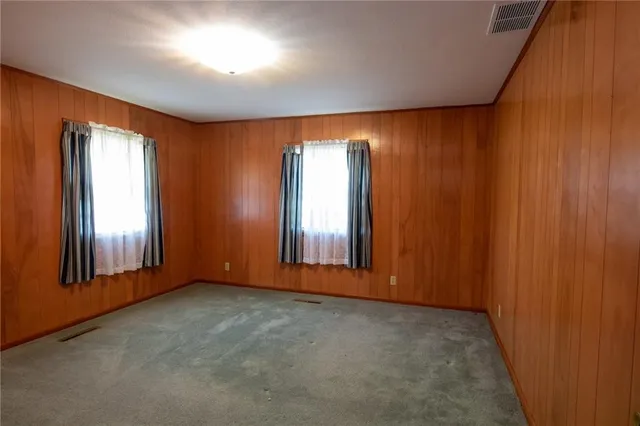 $325,000 | 2209 54th Highway, Piqua, KS 66761