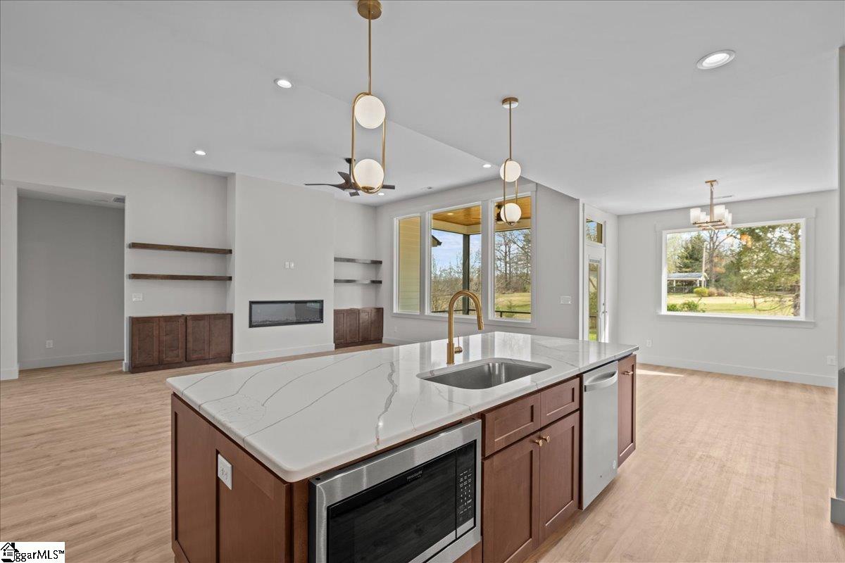 200 Tot Howell Road Greer, SC 29651 - Photo 8 of 21