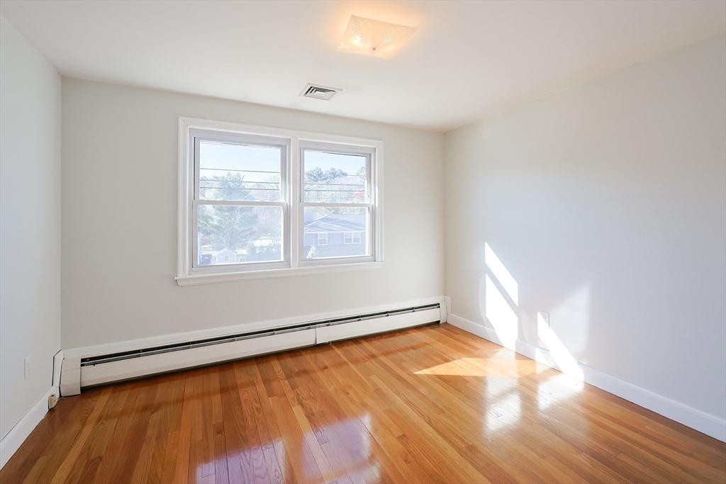 18 Manning Road Dedham, MA 02026 - Photo 27 of 37 Gallery Image 27