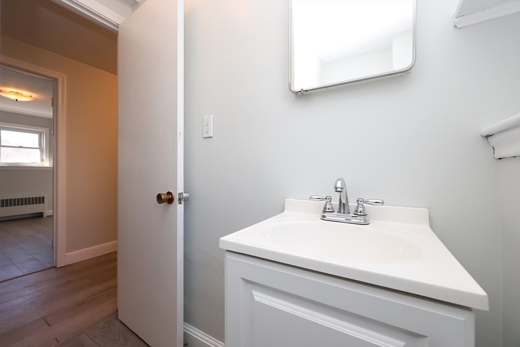 18 Manning Road Dedham, MA 02026 - Photo 30 of 37 Gallery Image 30