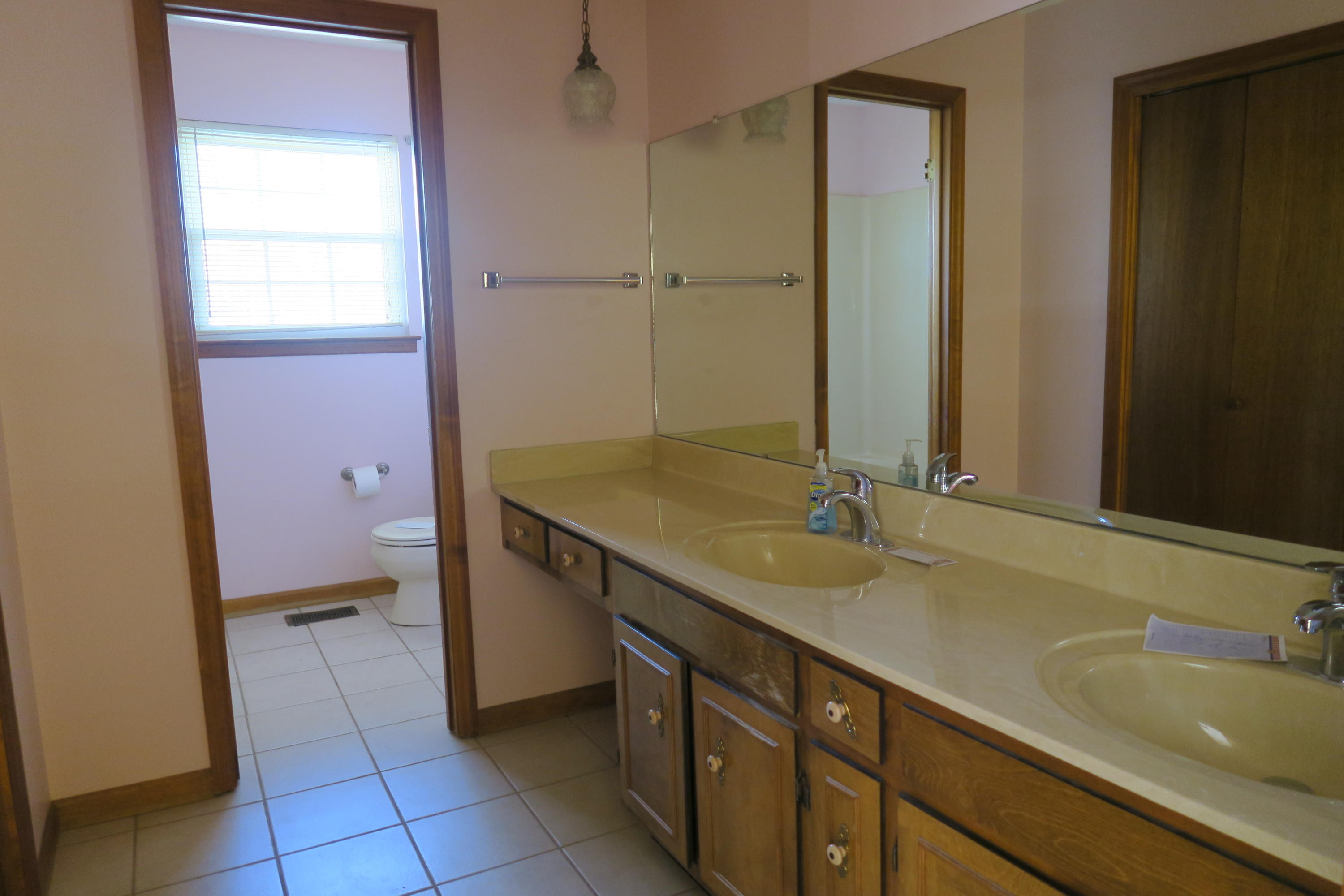 9420-9422 West Ridge Trail Road, Unit 44 AND 45 Soddy-Daisy, TN 37379 - Photo 8 of 13 IMG_0474