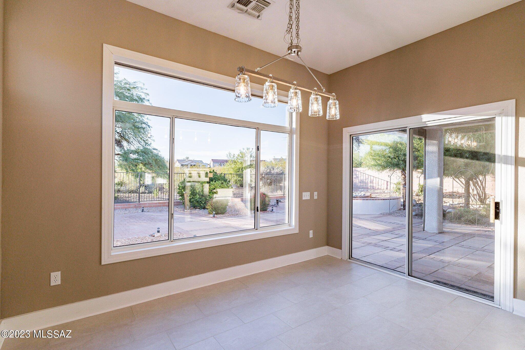 13611 North Pima Spring Way Oro Valley, AZ 85755 - Photo 34 of 49