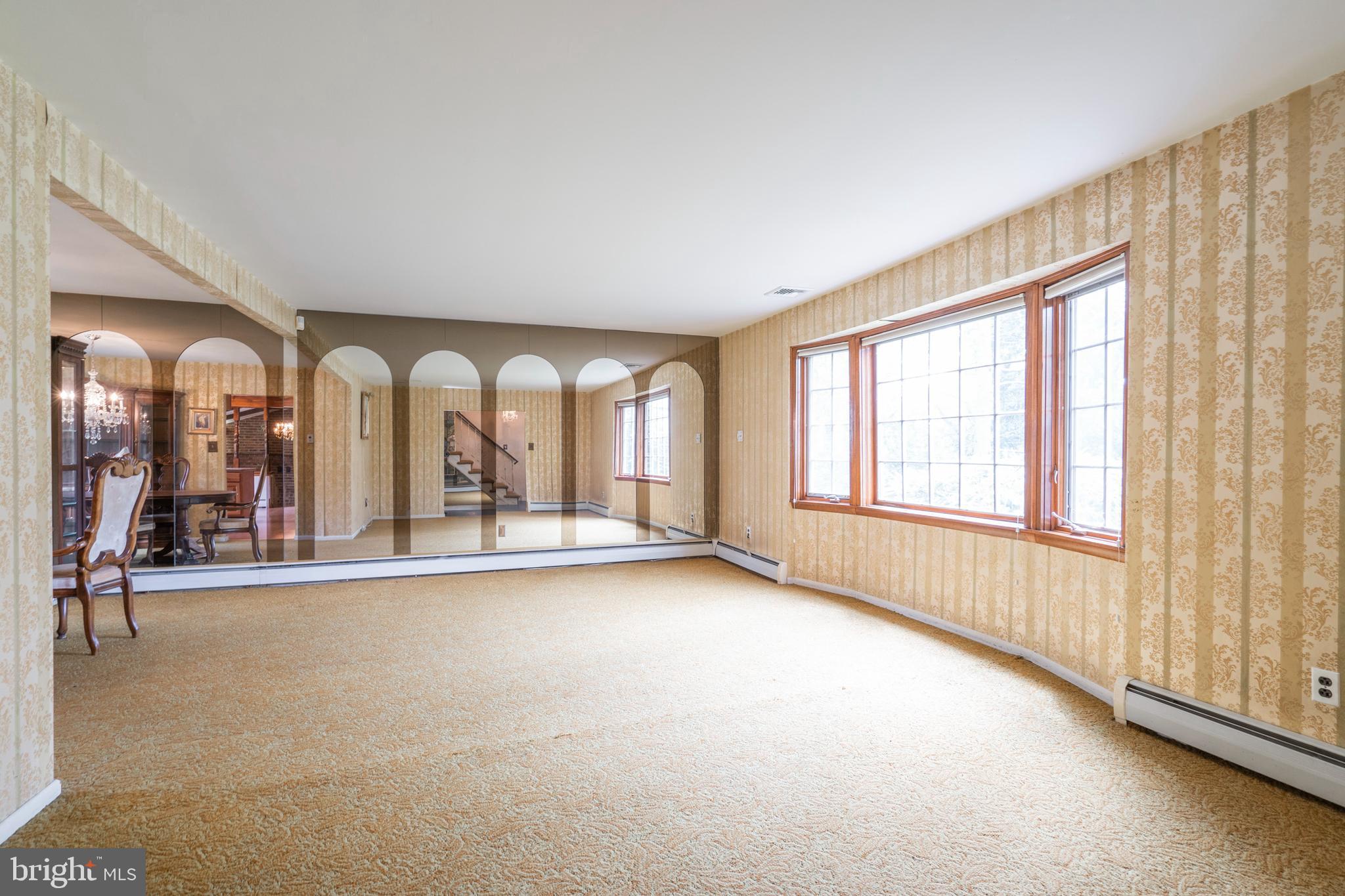 560 Long Meadow Road Norristown, PA 19403 - Photo 4 of 35 Gallery Image 4