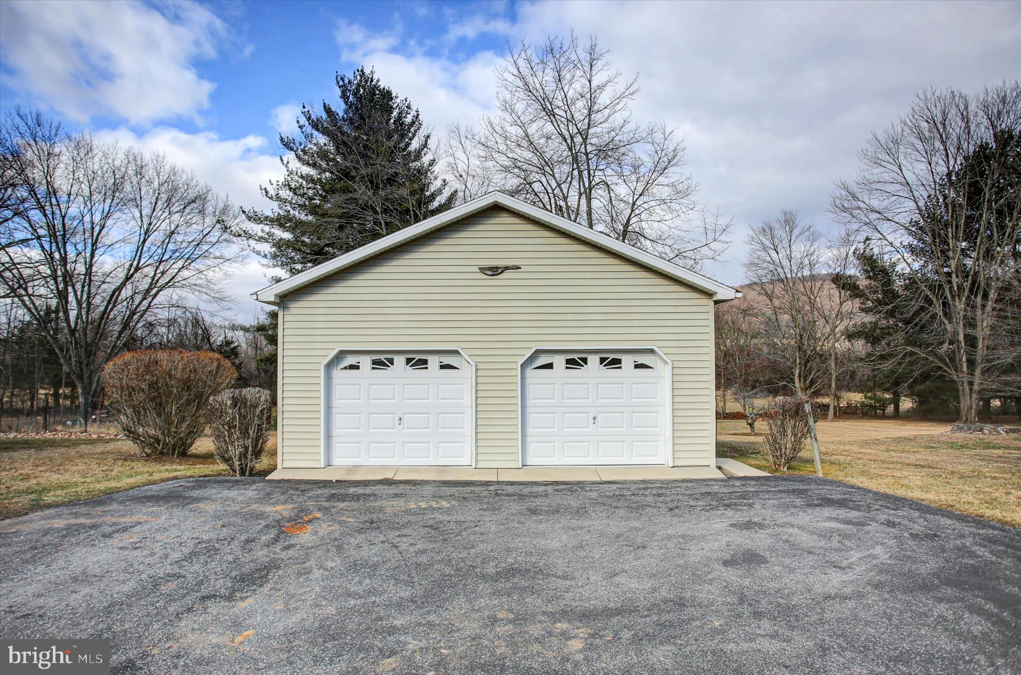 10839 Old Forge Road Waynesboro, PA 17268 - Photo 39 of 48 a view of garage and yard