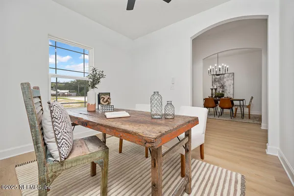 $395,000 | 251 Swan Lake Drive, Melrose, FL 32666