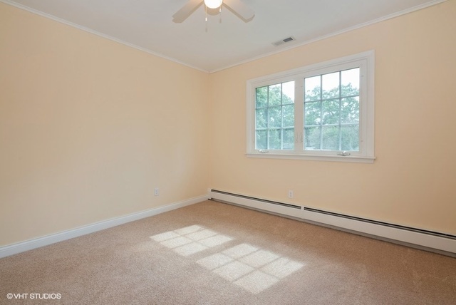 184 Stonegate Road Trout Valley, IL 60013 - Photo 11 of 32