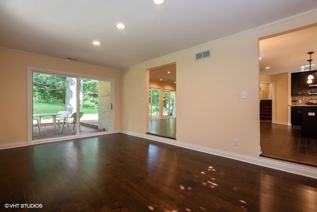 184 Stonegate Road Trout Valley, IL 60013 - Photo 7 of 32