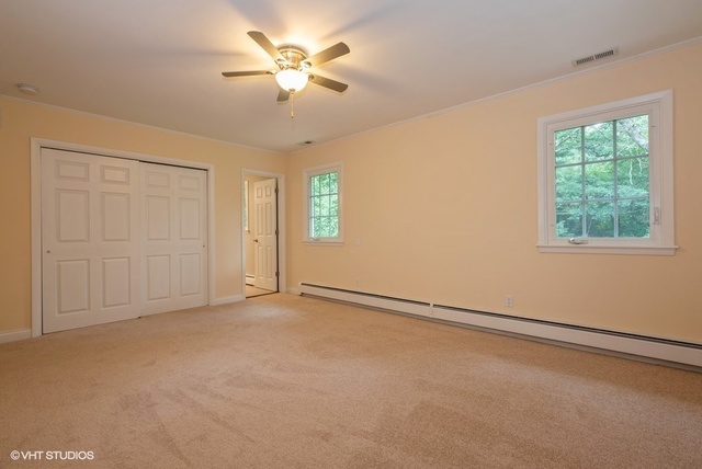 184 Stonegate Road Trout Valley, IL 60013 - Photo 9 of 32