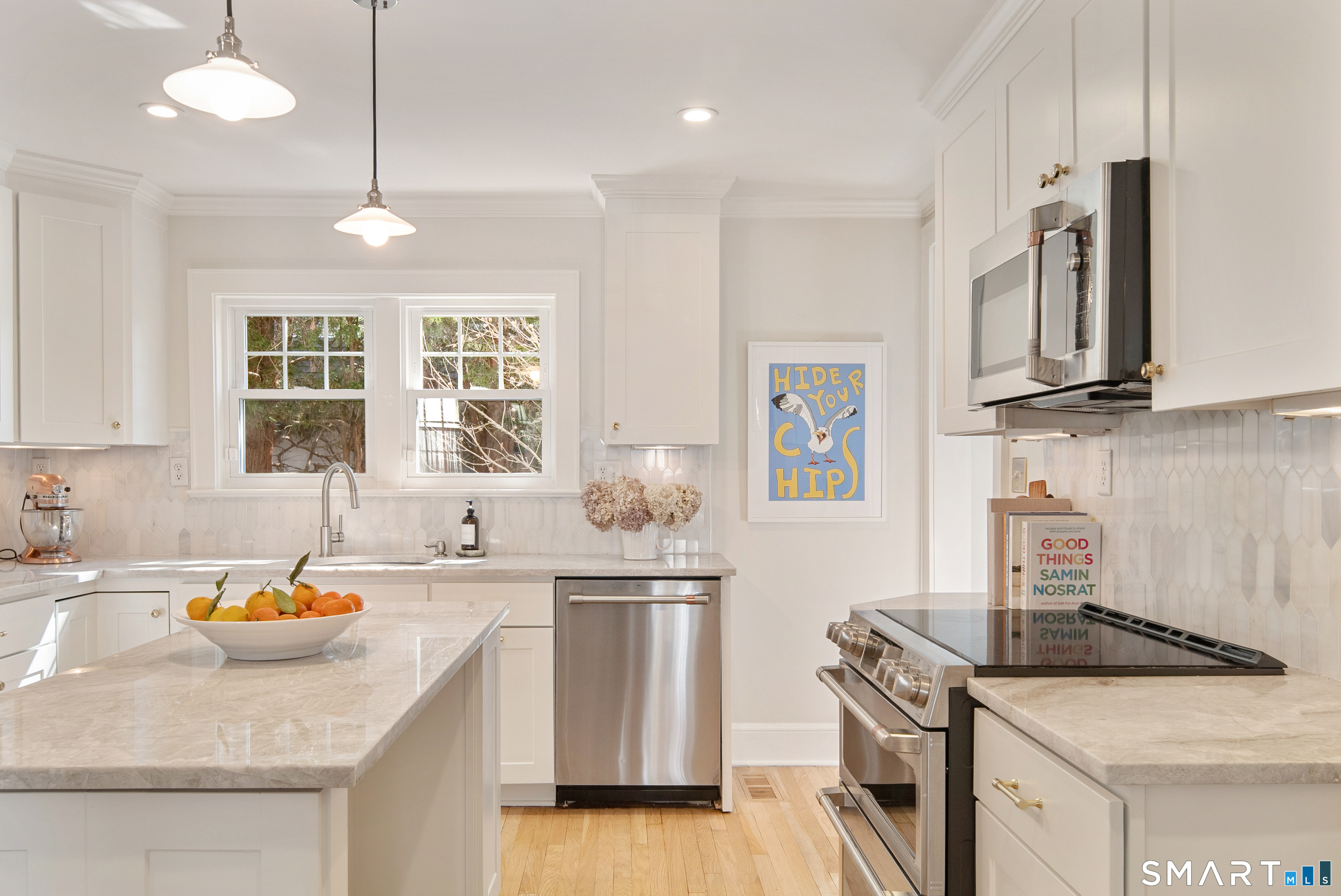 3 Abbey Road Darien, CT 06820 - Photo 11 of 35