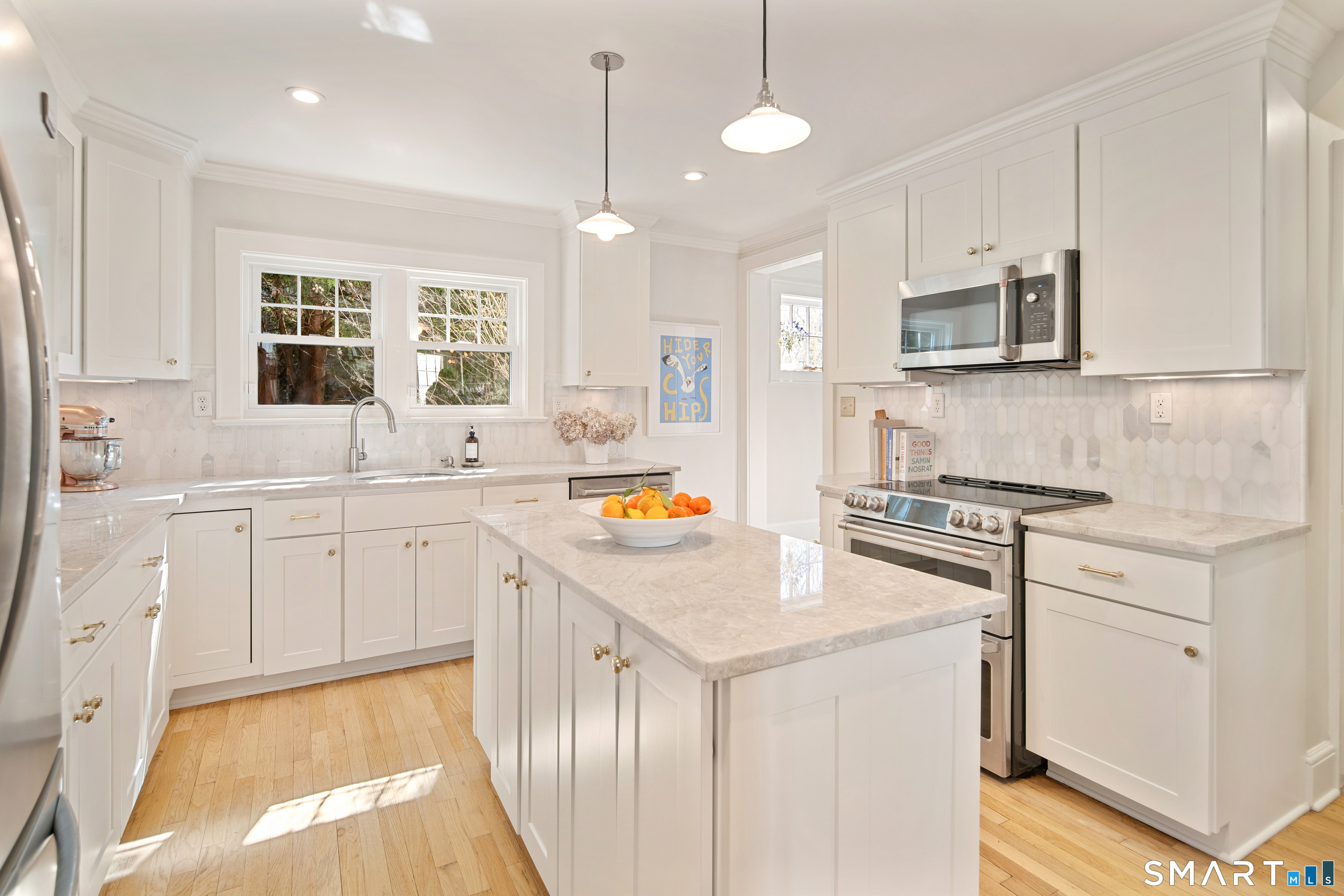 3 Abbey Road Darien, CT 06820 - Photo 12 of 35