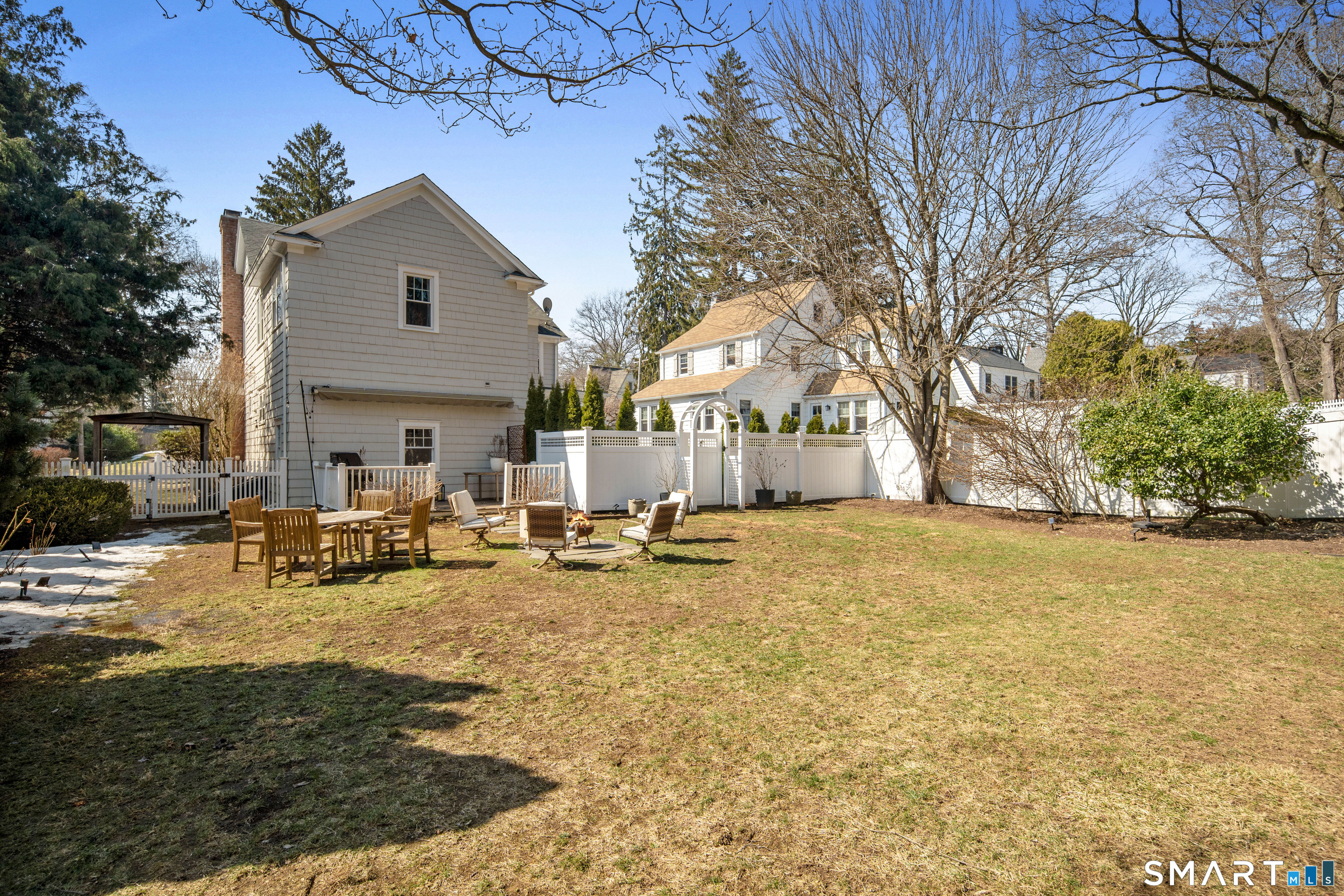 3 Abbey Road Darien, CT 06820 - Photo 15 of 35