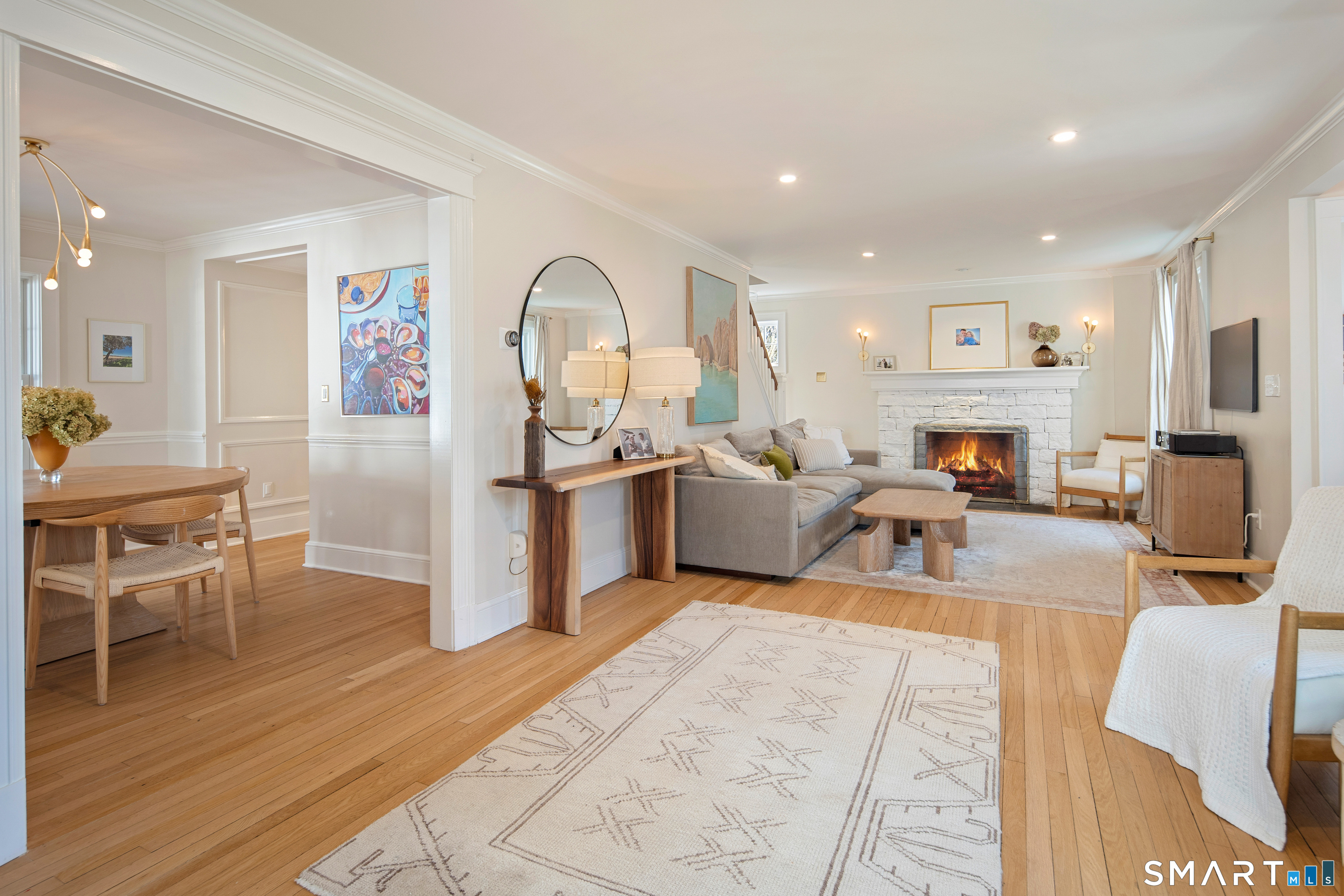 3 Abbey Road Darien, CT 06820 - Photo 4 of 35