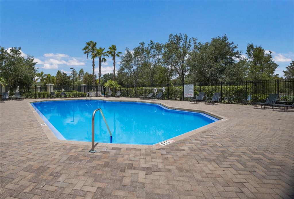 8907 White Sage Loop Lakewood Ranch, FL 34202 - Photo 29 of 33 a view of a swimming pool and outdoor space