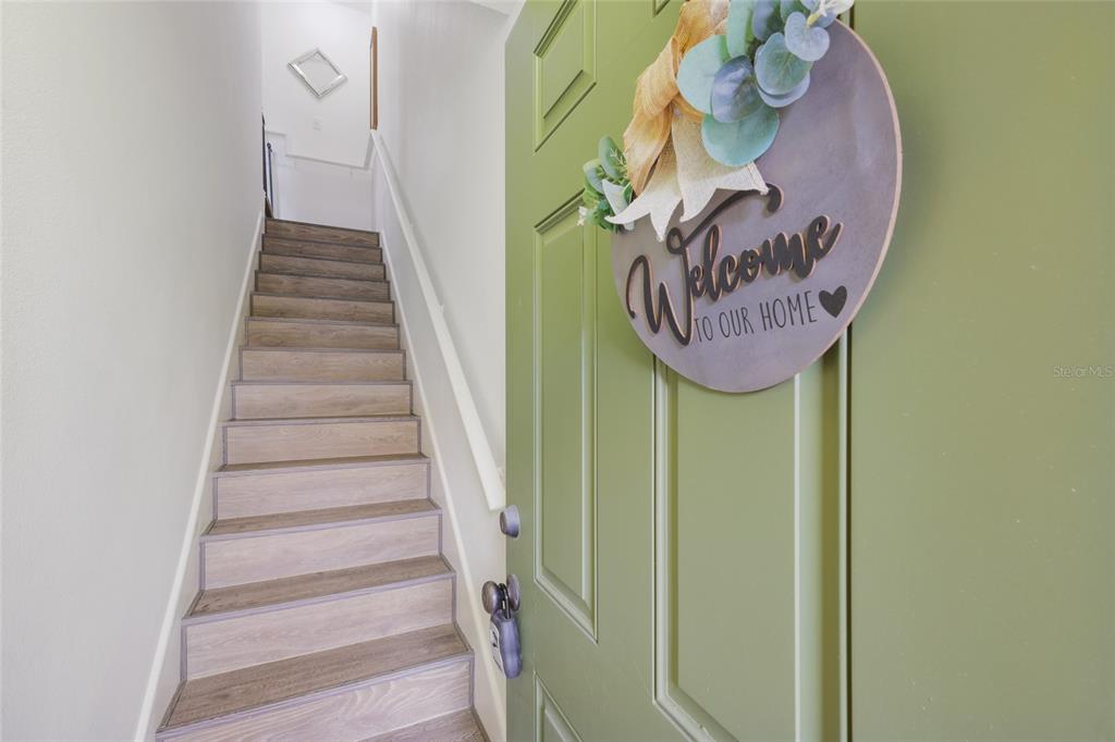 8907 White Sage Loop Lakewood Ranch, FL 34202 - Photo 3 of 33 a view of a staircase