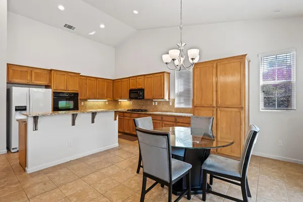 $425,000 | 1008 Summer Lane, Patterson, CA 95363