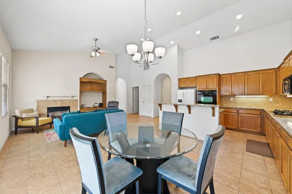 $425,000 | 1008 Summer Lane, Patterson, CA 95363