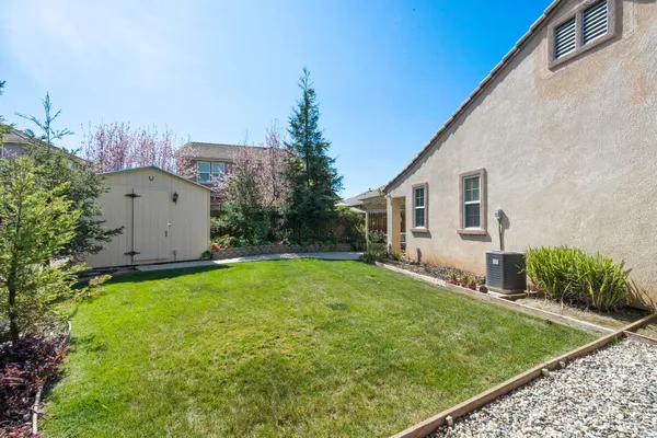 $425,000 | 1008 Summer Lane, Patterson, CA 95363