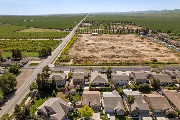 $425,000 | 1008 Summer Lane, Patterson, CA 95363