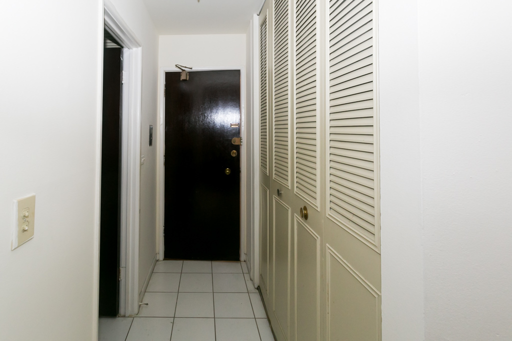 2629 North Hampden Court, Unit 216 Chicago, IL 60614 - Photo 12 of 14