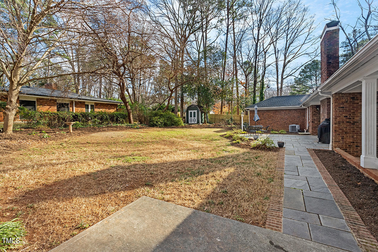 2010 Myron Drive Raleigh, NC 27607 - Photo 7 of 38 2010 Myron Drive_07