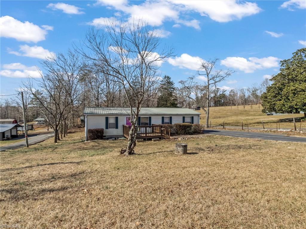 889 North Franklin Road Mount Airy, NC 27030 - Photo 1 of 18 Gallery Image 1