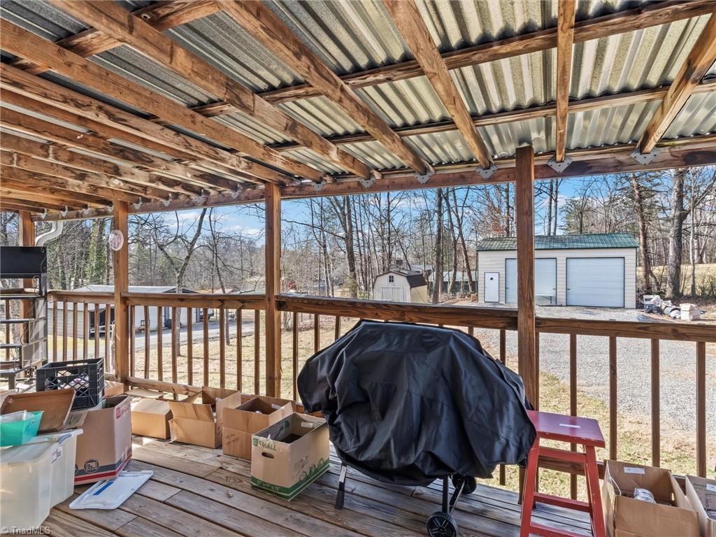 889 North Franklin Road Mount Airy, NC 27030 - Photo 15 of 18 Gallery Image 15