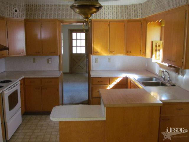 418 North 2nd Street Decatur, IN 46733 - Photo 5 of 12 Gallery Image 5