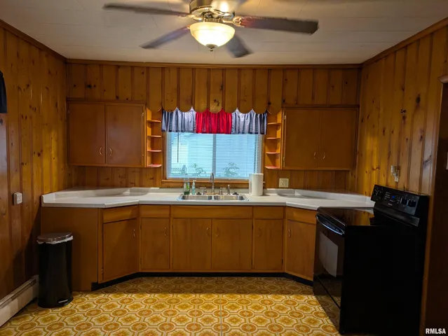 $85,000 | 1207 Burgess Avenue, Johnston City, IL 62951