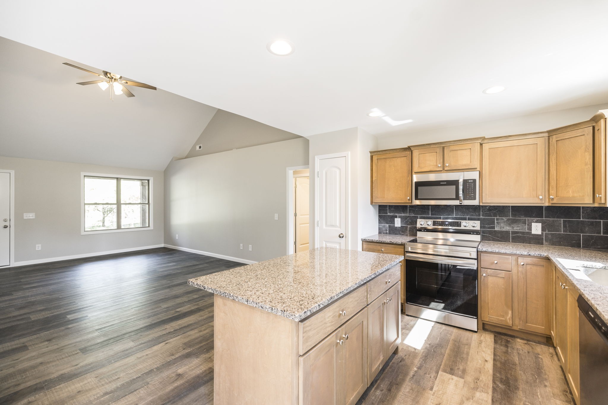3592 Osborne Road Greenbrier, TN 37073 - Photo 14 of 30