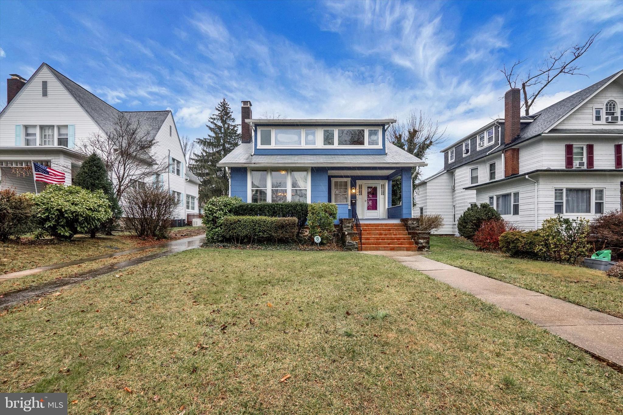 704 Brookwood Road Baltimore, MD 21229 - Photo 3 of 44 Charming curb appeal