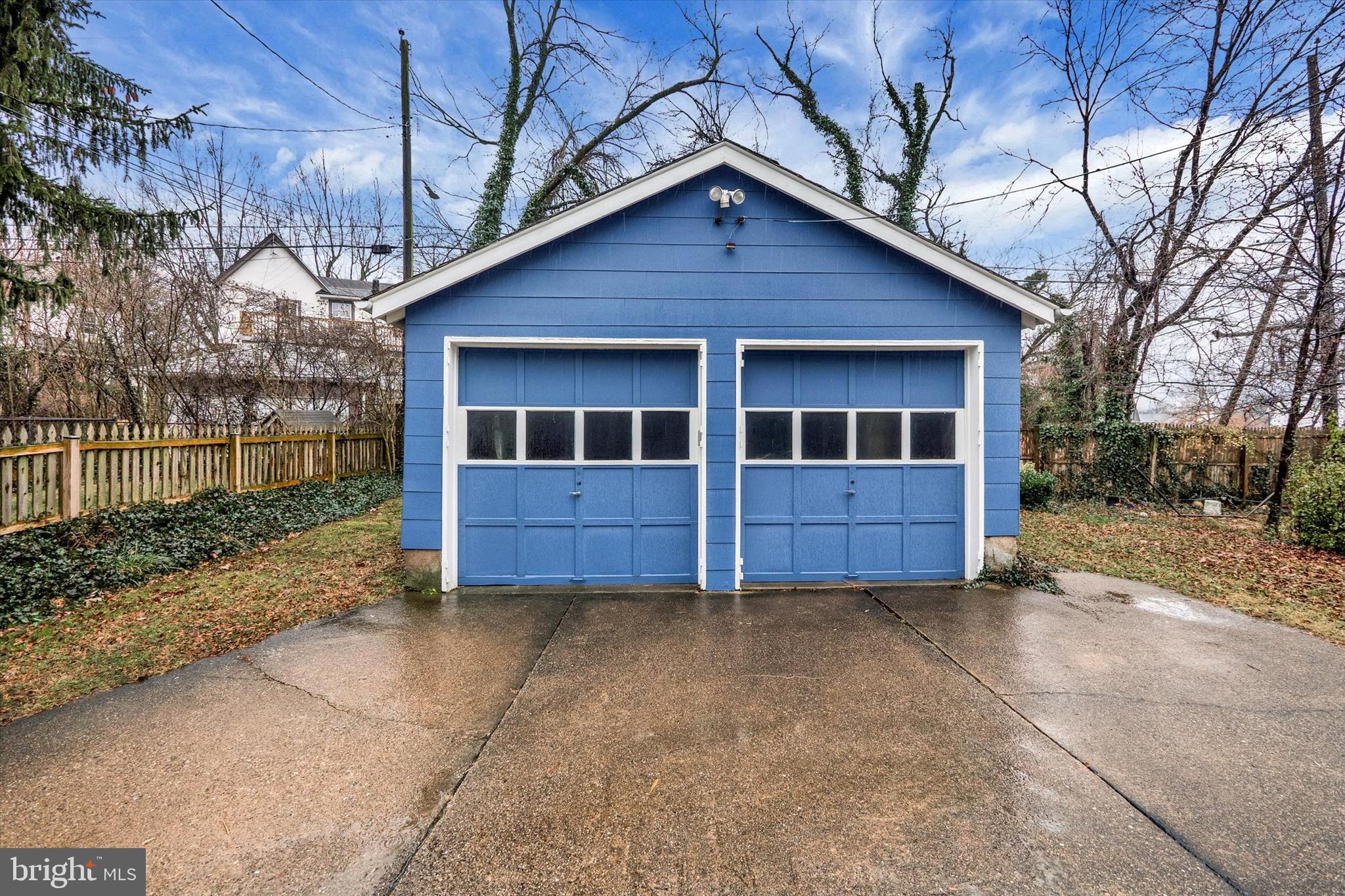 704 Brookwood Road Baltimore, MD 21229 - Photo 37 of 44 2 car detached garage