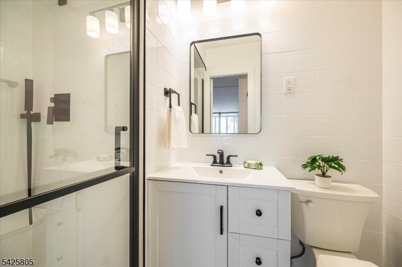 530 Valley Road, Unit 3Z Montclair, NJ 07043 - Photo 15 of 21