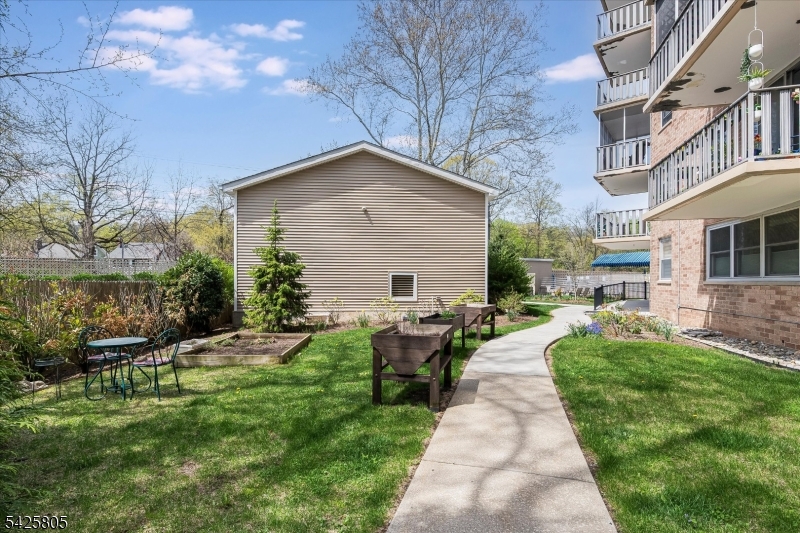530 Valley Road, Unit 3Z Montclair, NJ 07043 - Photo 20 of 21