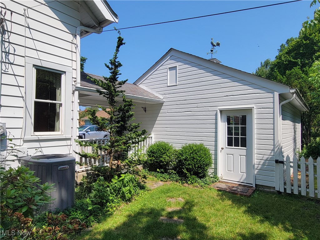 29119 Edgewood Road Bay Village, OH 44140 - Photo 5 of 40 View of side of property with a central air condition unit