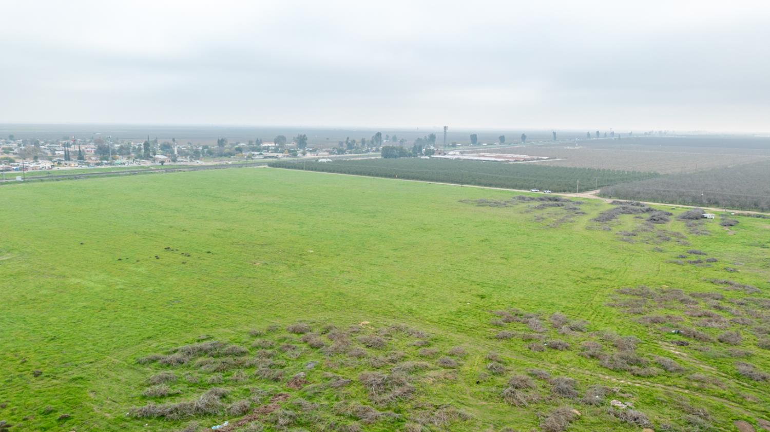 0 Ave 48 Earlimart, CA 93219 - Photo 13 of 21 a view of an ocean and beach