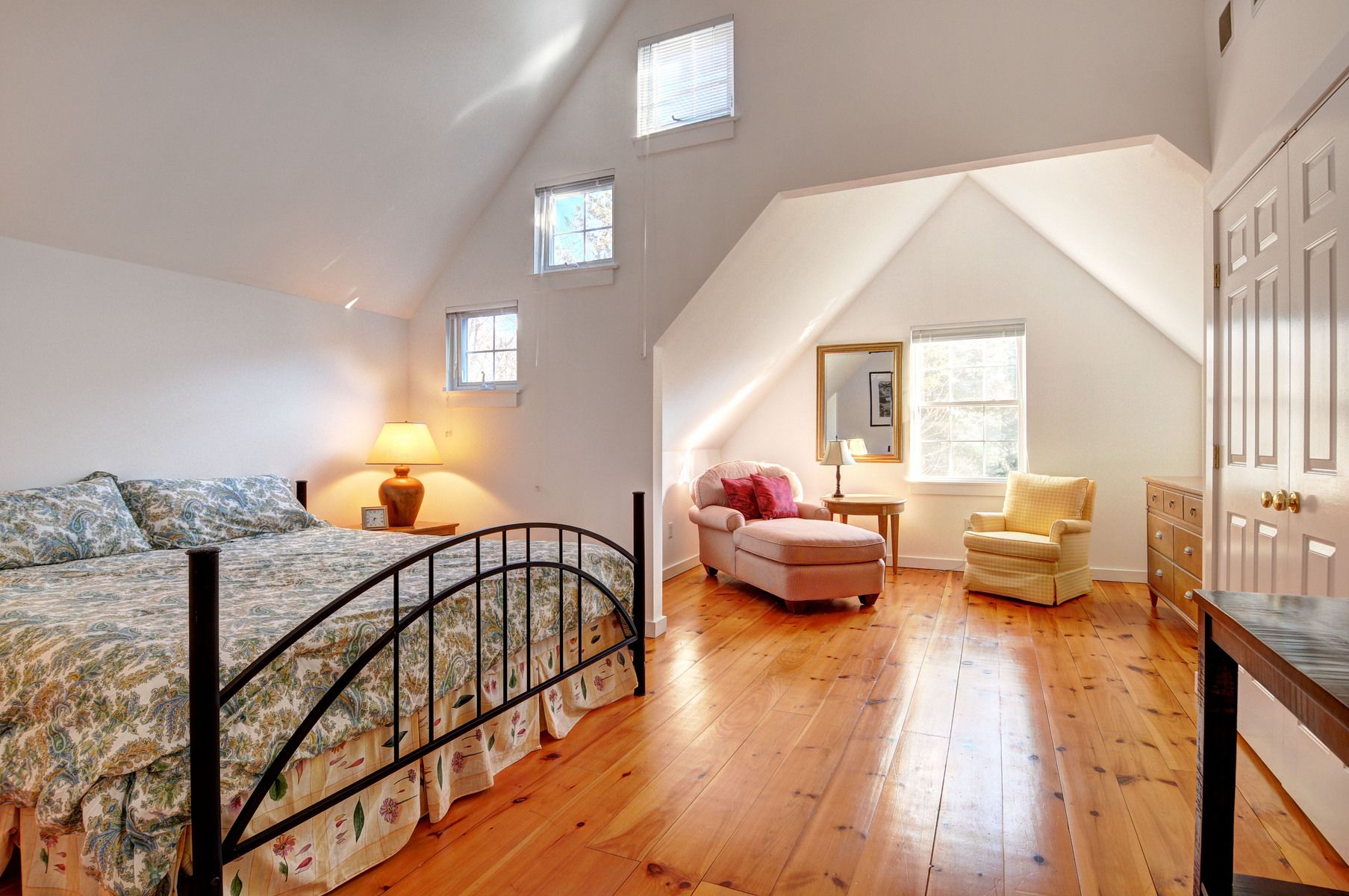 83 Spring Close Highway East Hampton, NY 11937 - Photo 4 of 8