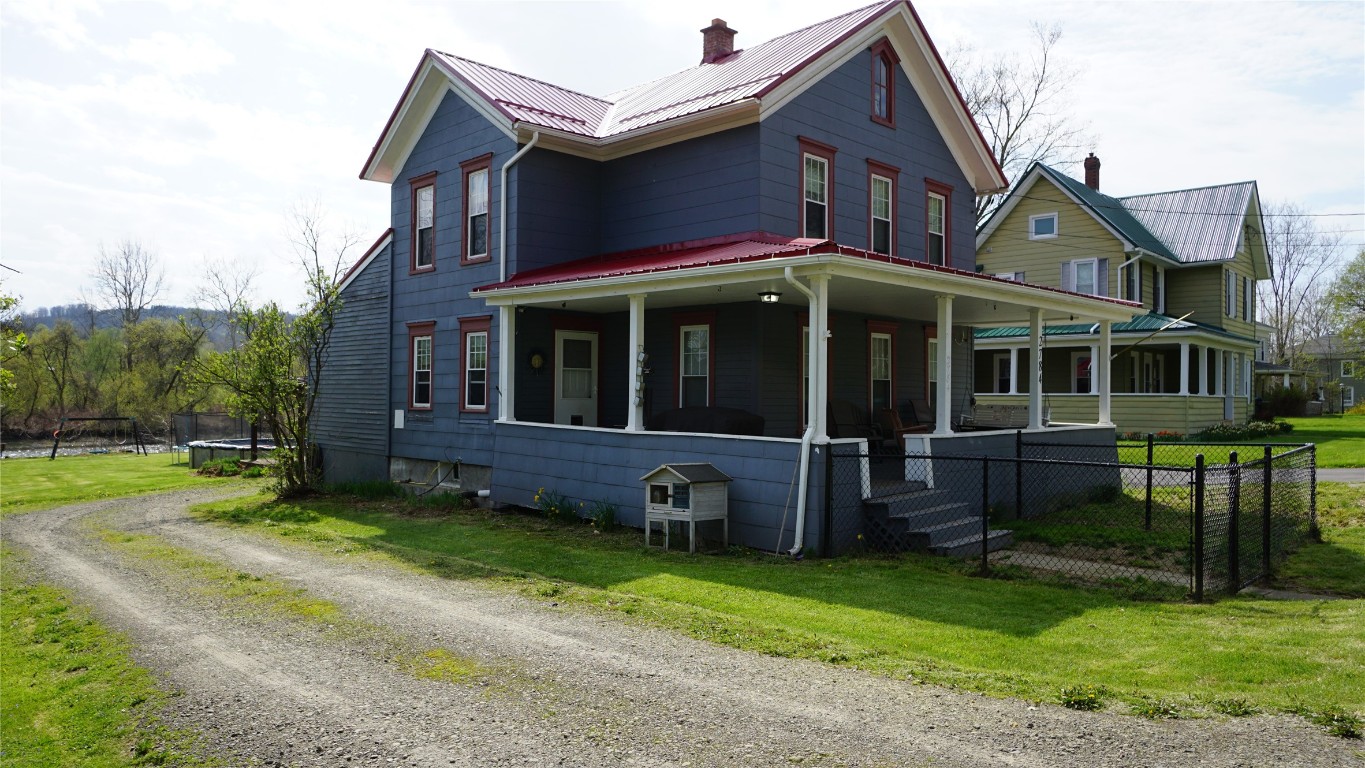 2784 Hickory Street Whitney Point, NY 13862 - Photo 8 of 38