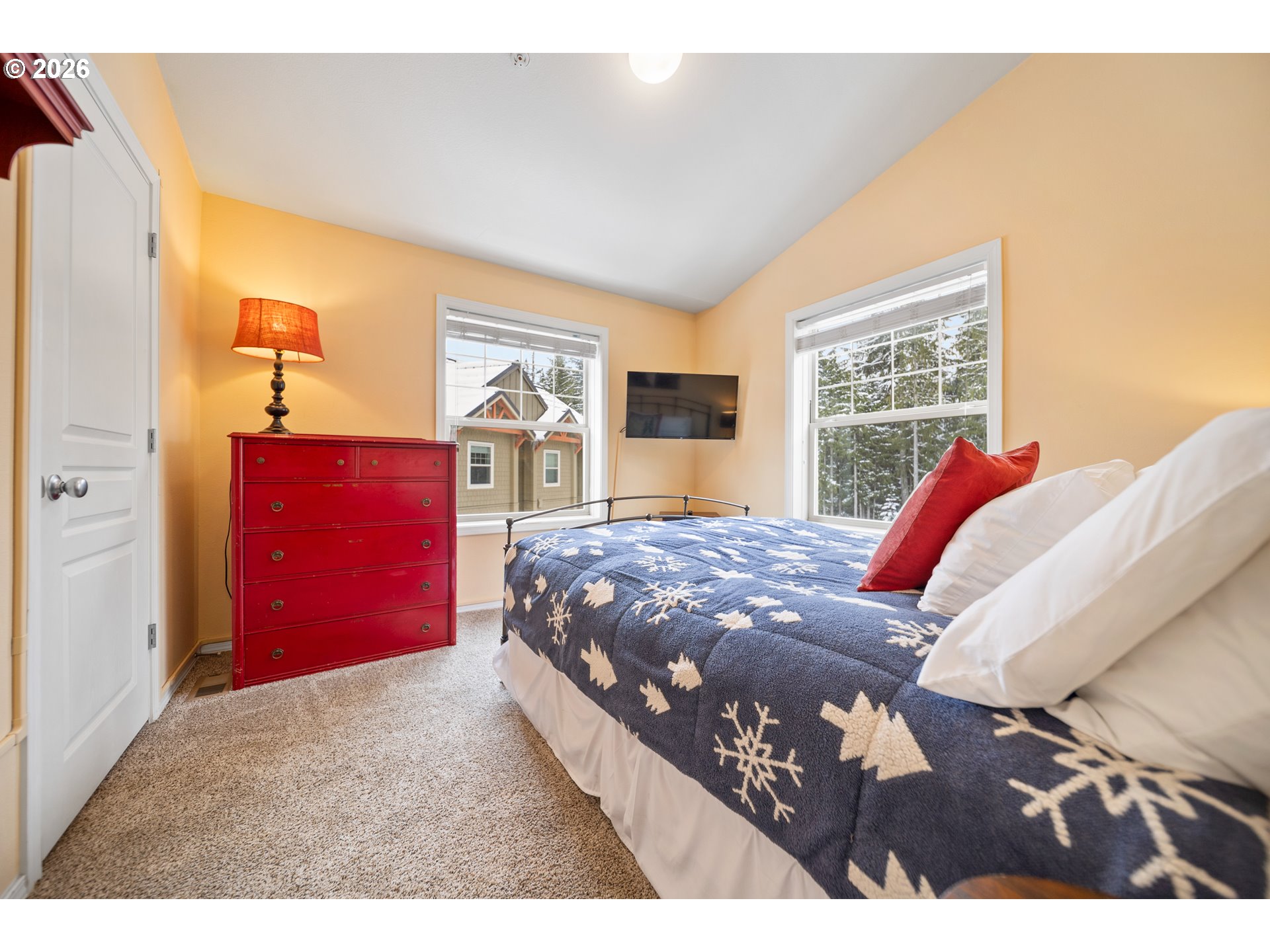 87786 East Creek Ridge Road Government Camp, OR 97028 - Photo 17 of 34 Bedroom