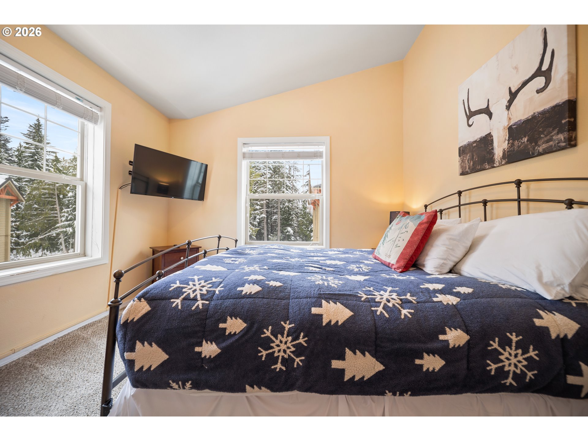 87786 East Creek Ridge Road Government Camp, OR 97028 - Photo 18 of 34 Bedroom