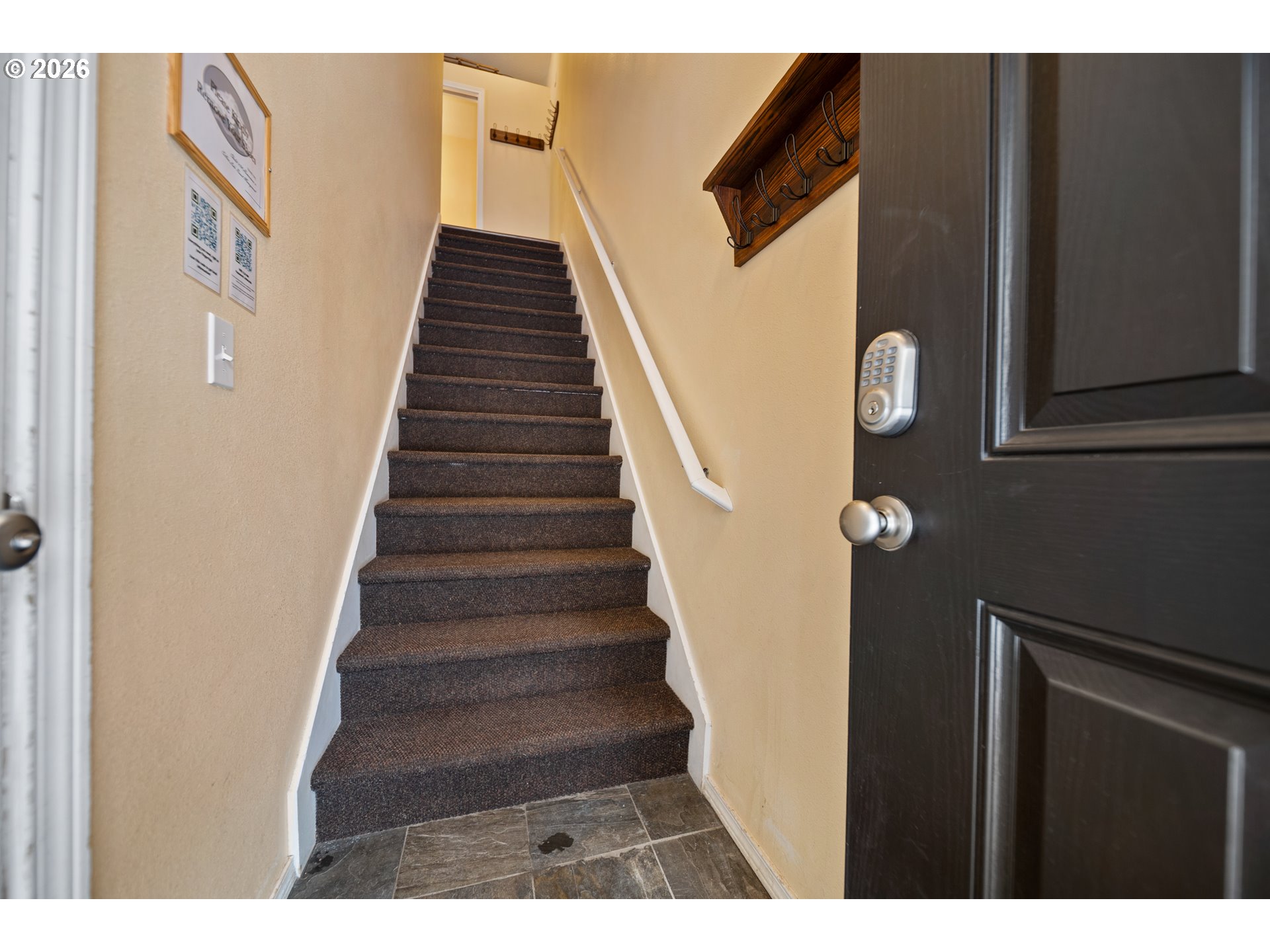 87786 East Creek Ridge Road Government Camp, OR 97028 - Photo 3 of 34 Entrance/Foyer