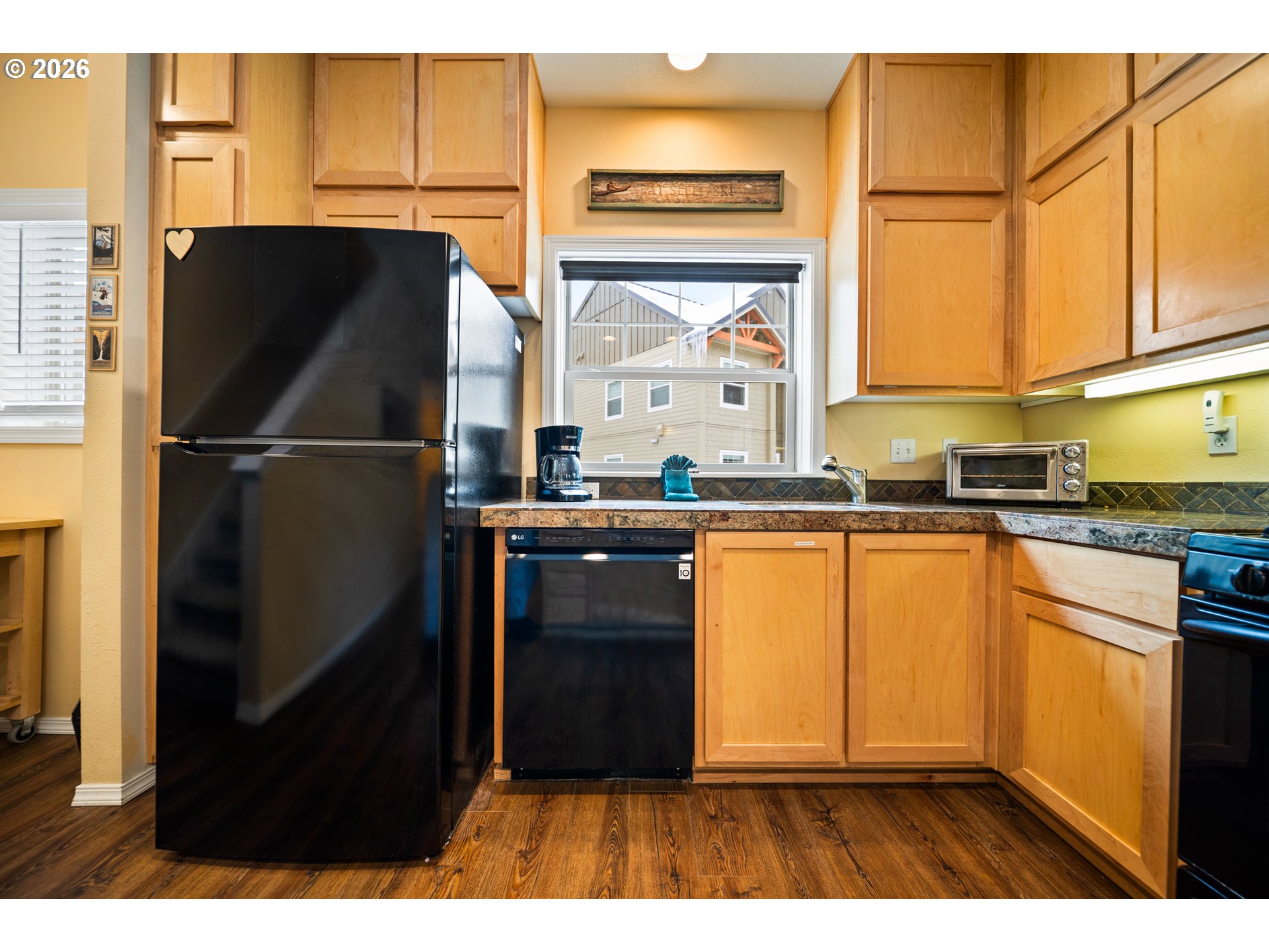 87786 East Creek Ridge Road Government Camp, OR 97028 - Photo 7 of 34 Kitchen