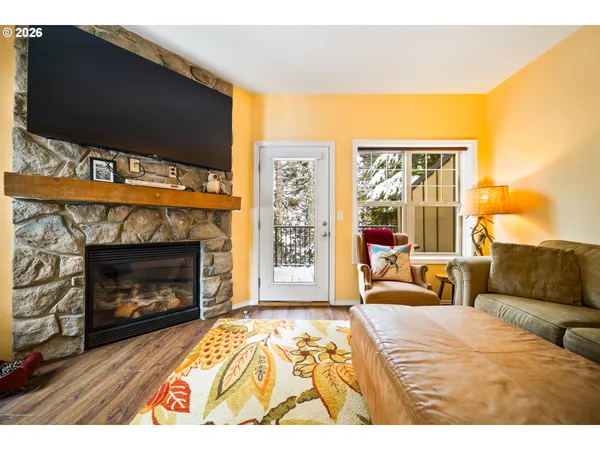 $690,000 | 87786 East Creek Ridge Road, Government Camp, OR 97028