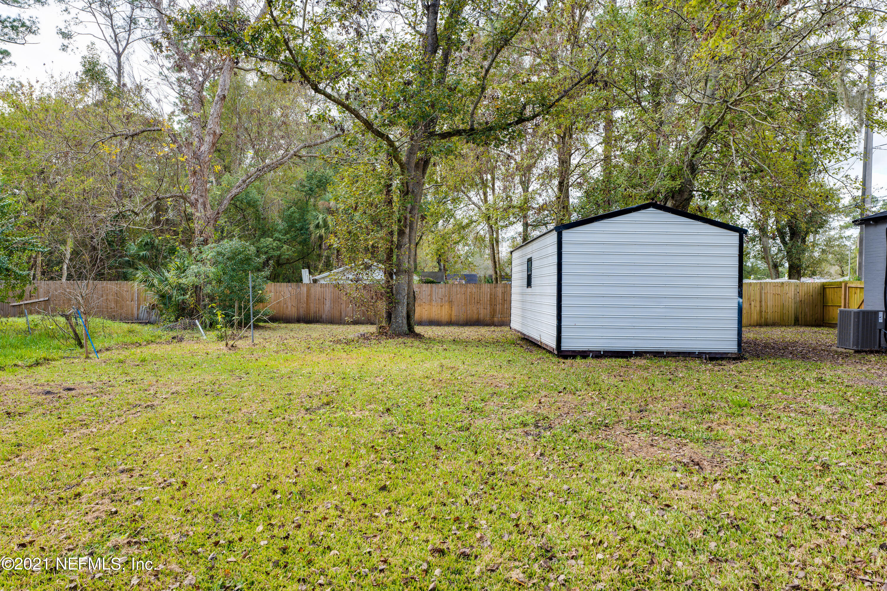 4564 Timuquana Road Jacksonville, FL 32210 - Photo 11 of 33 4564TimuquanaRdJacksonvilleFL-11