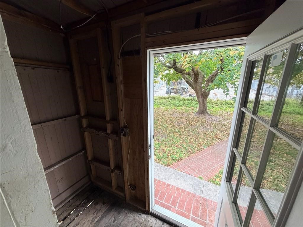 51 Cutler Street Warren, RI 02885 - Photo 13 of 17