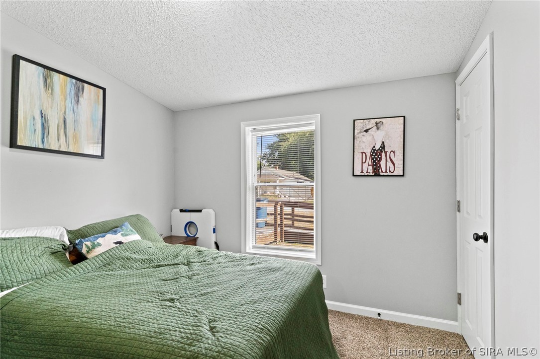 428 West Cross Street Austin, IN 47102 - Photo 7 of 21