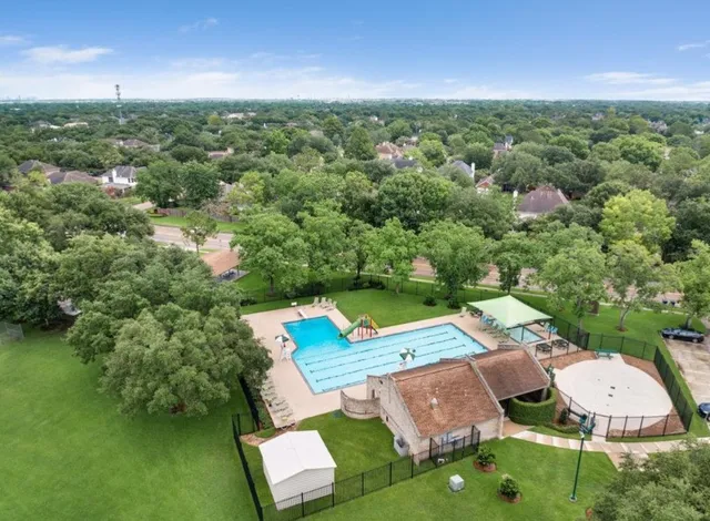 $2,325 | 3005 Wood Hollow Drive, League City, TX 77573