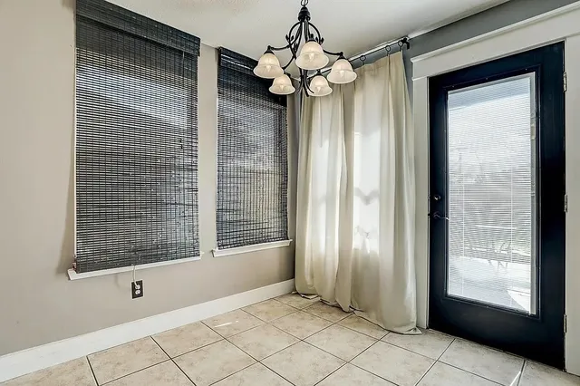 $2,325 | 3005 Wood Hollow Drive, League City, TX 77573