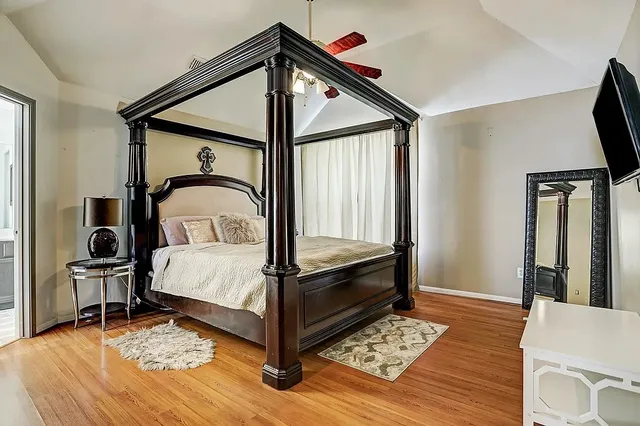 $2,425 | 3005 Wood Hollow Drive, League City, TX 77573