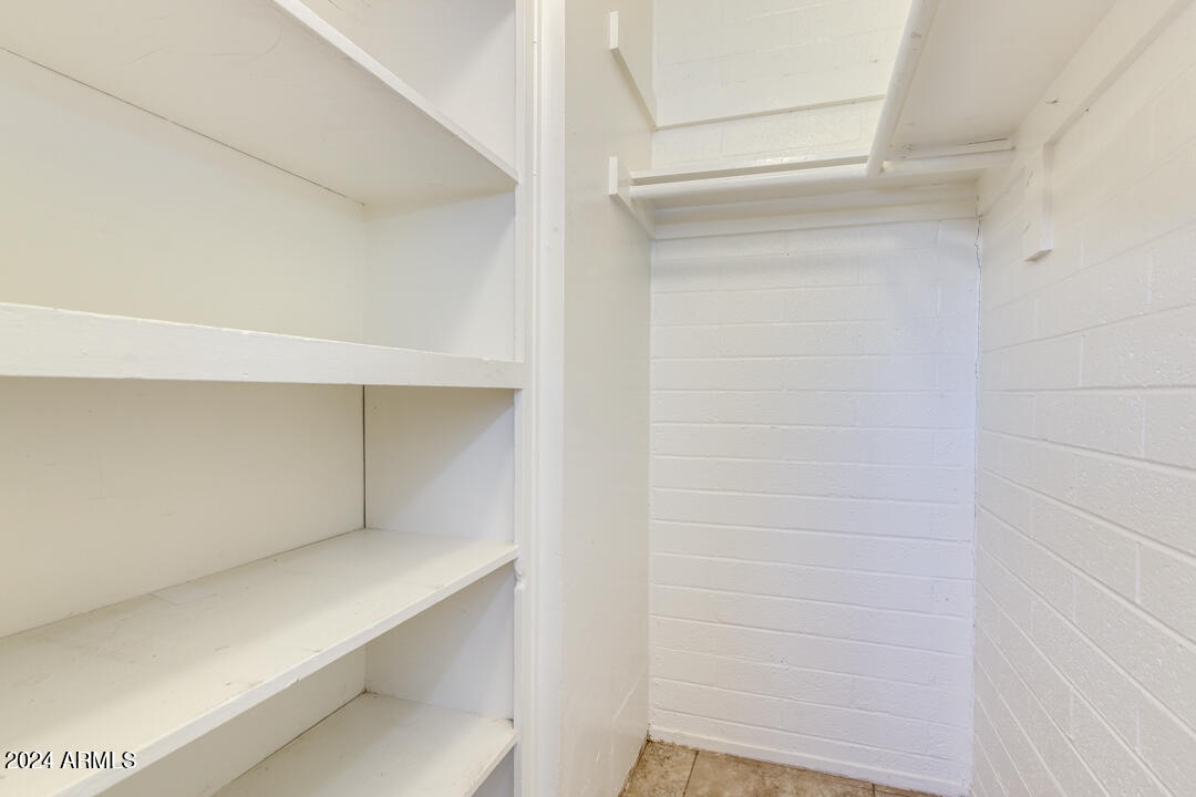 1921 East Virginia Avenue, Unit 14 Phoenix, AZ 85006 - Photo 15 of 20 a view of small space